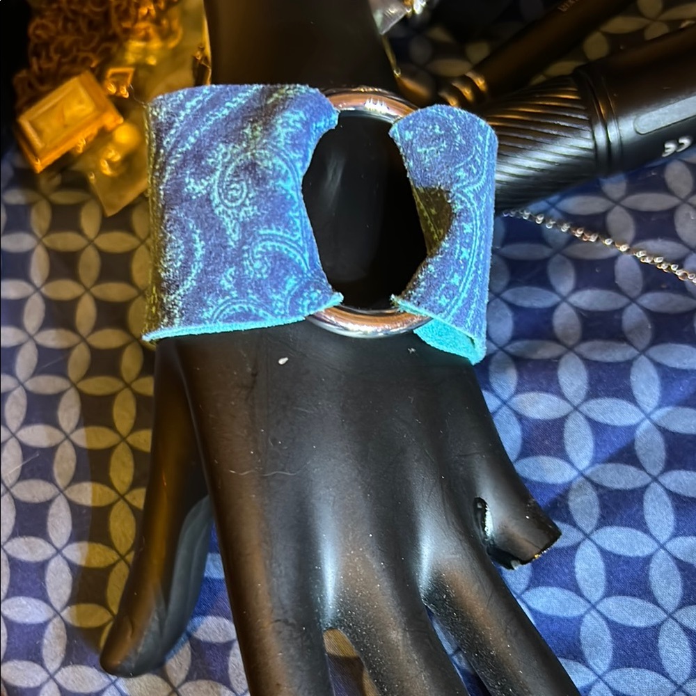 Keva Style Blue/turquoise color Paisley  Bracelet